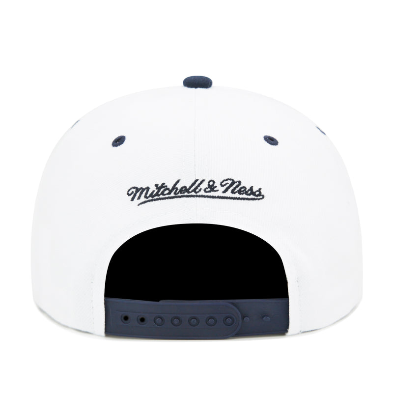 Boston Red Sox Mitchell & Ness Cooperstown Evergreen Pro Snapback - White