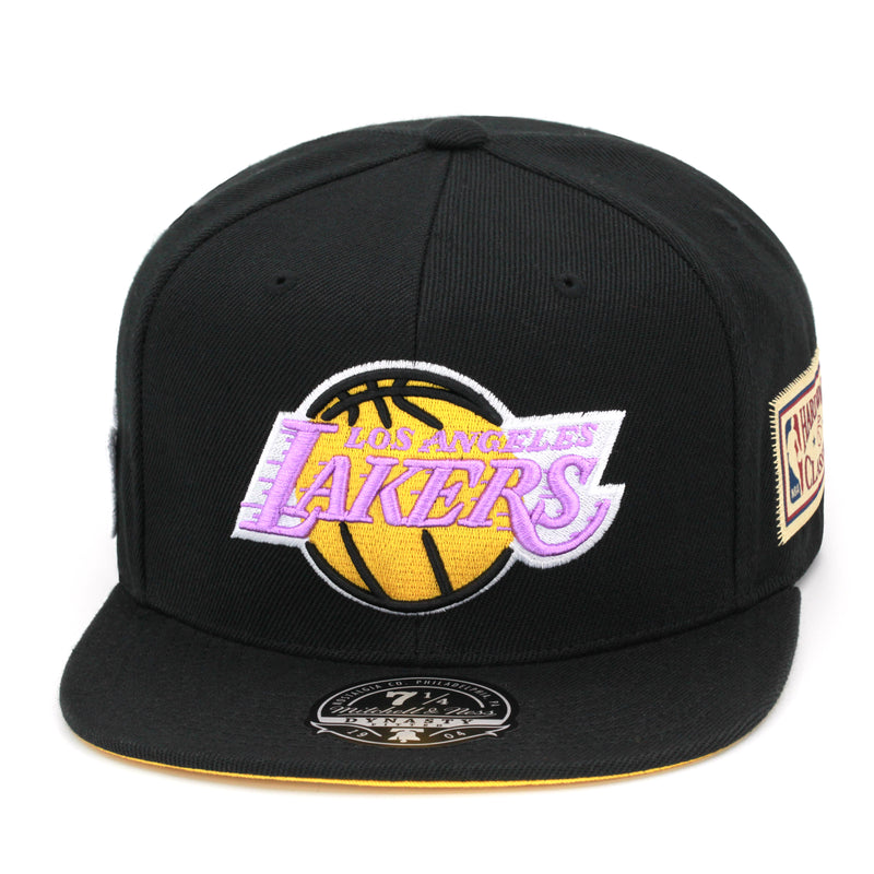 Los Angeles Lakers Mitchell & Ness Hardwood Classics 2001 NBA Finals Patch  Snapback Hat - Gold/Purple