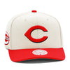 Cincinnati Reds Off White Mitchell & Ness Precurved Snapback Hat