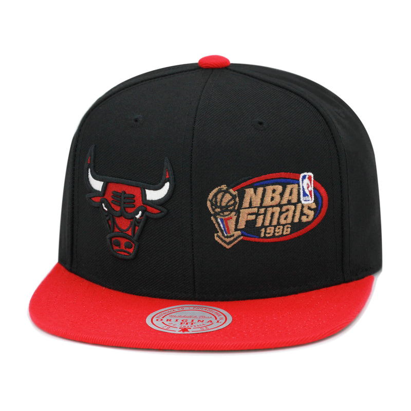 Chicago Bulls Black Red Mitchell & Ness NBA Dual Whammy Snapback Hat