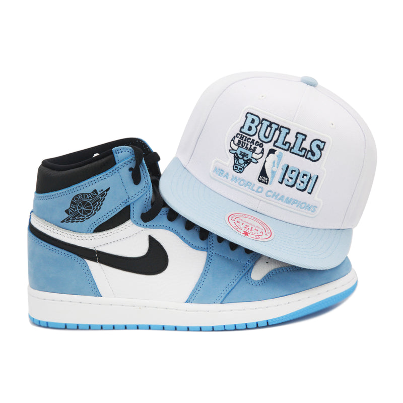 Chicago Bulls White University Blue Mitchell & Ness Champions Remix Snapback Hat