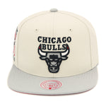 Chicago Bulls Off White Grey Mitchell & Ness Chiment Snapback Hat