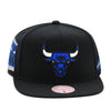 Chicago Bulls Black Mitchell & Ness NBA Core XI Snapback Hat