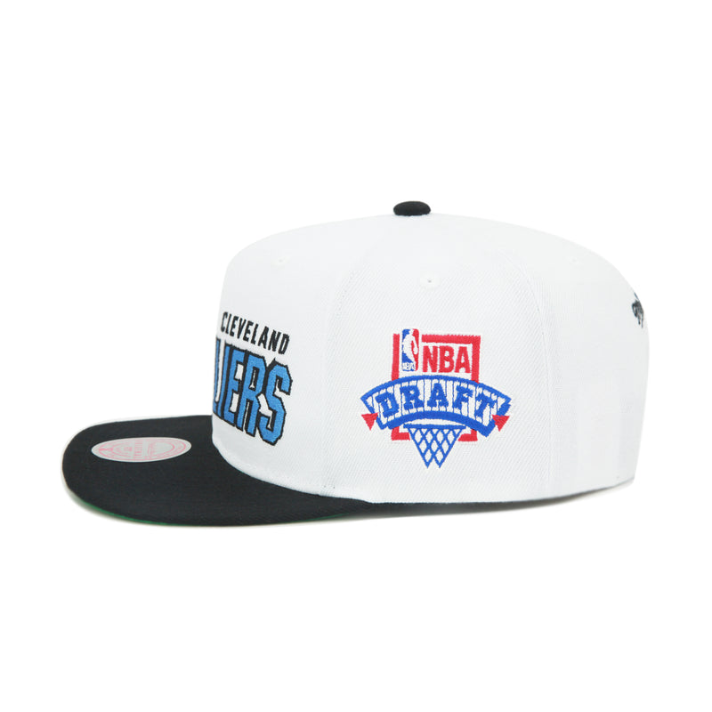 Cleveland Cavaliers White Mitchell & Ness NBA Draft Snapback Hat