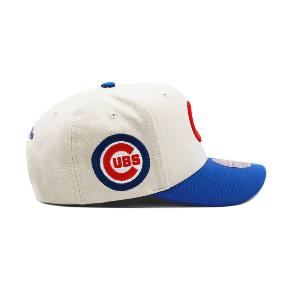 Chicago Cubs Off White Mitchell & Ness Precurved Snapback Hat