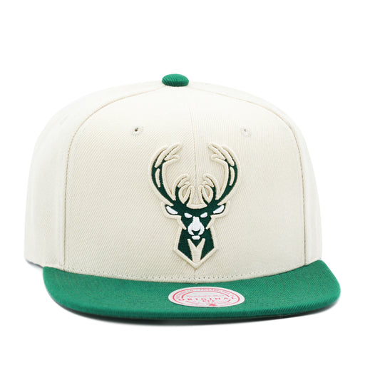 Milwaukee Bucks Mitchell & Ness NBA Core Basic Snapback Hat Natural/Green