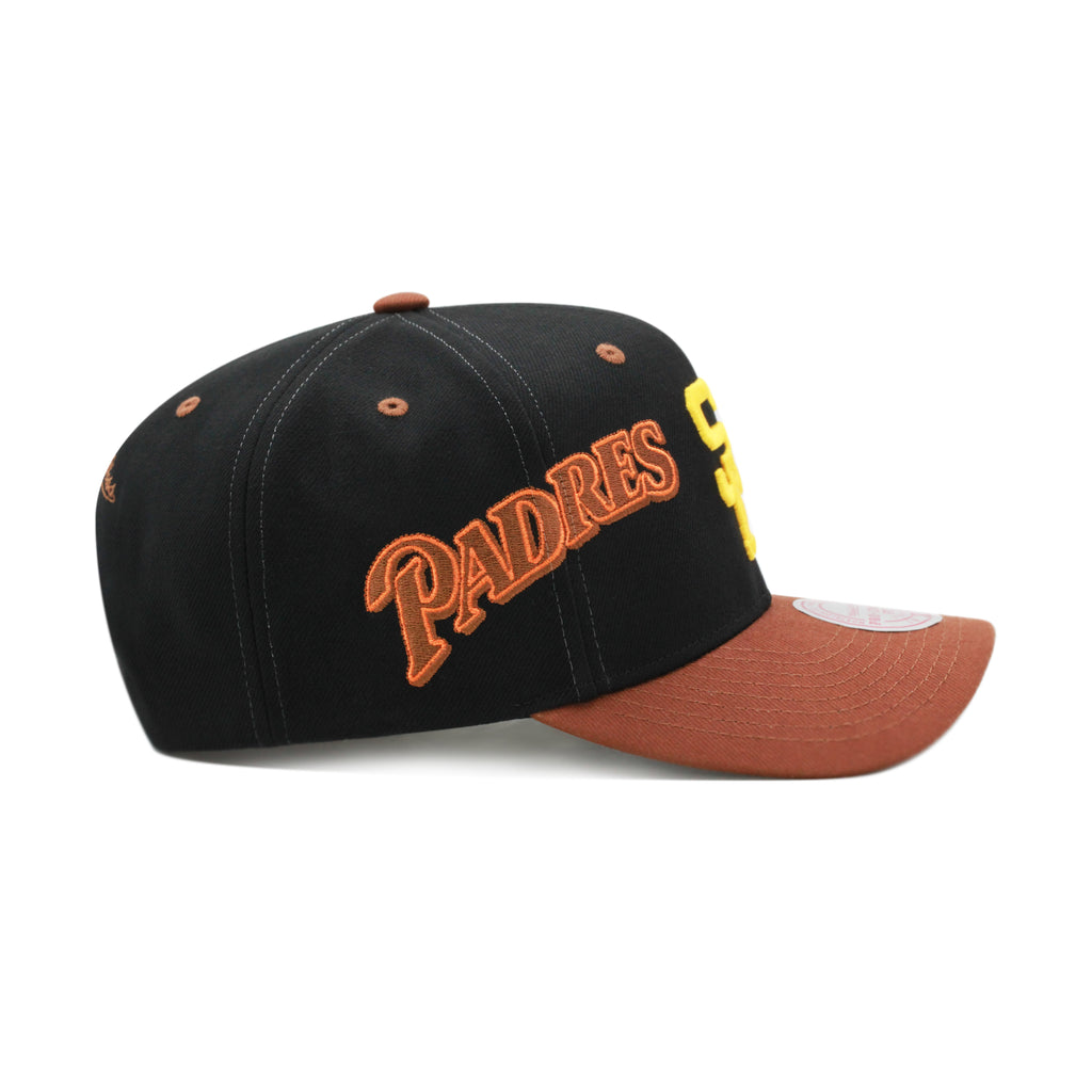 San Diego Padres Cooperstown Black Mitchell & Ness MLB Overbite Pro Snapback