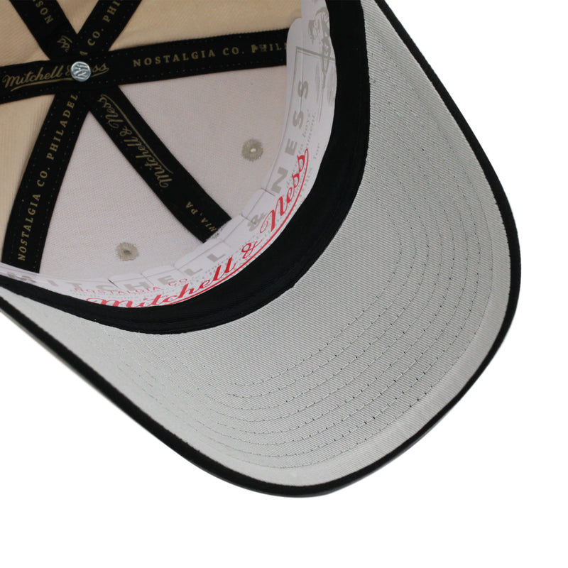 Brooklyn Nets Off White Mitchell & Ness Precurved Snapback Hat