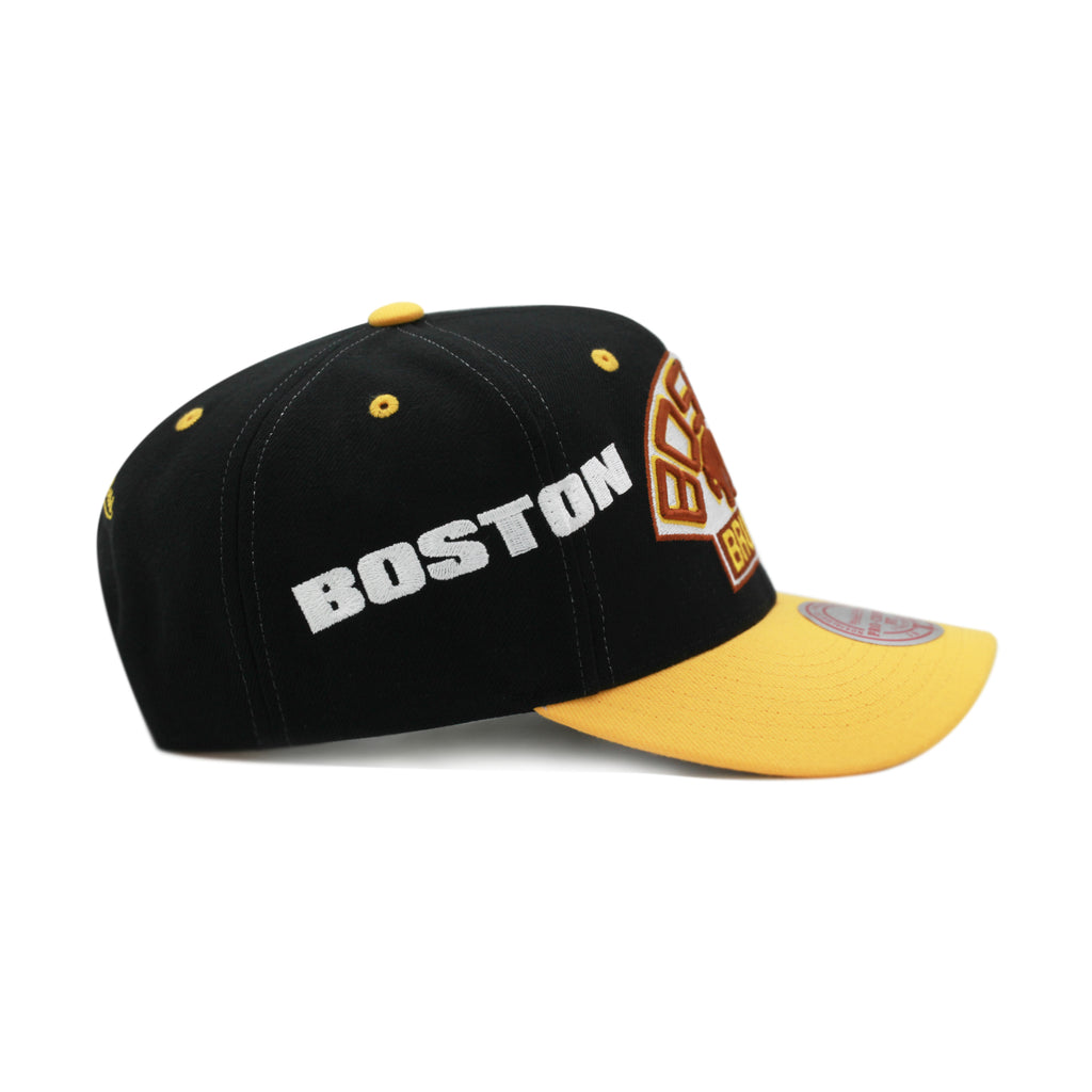 Boston Bruins Black Vintage Mitchell & Ness NHL Overbite Pro Snapback