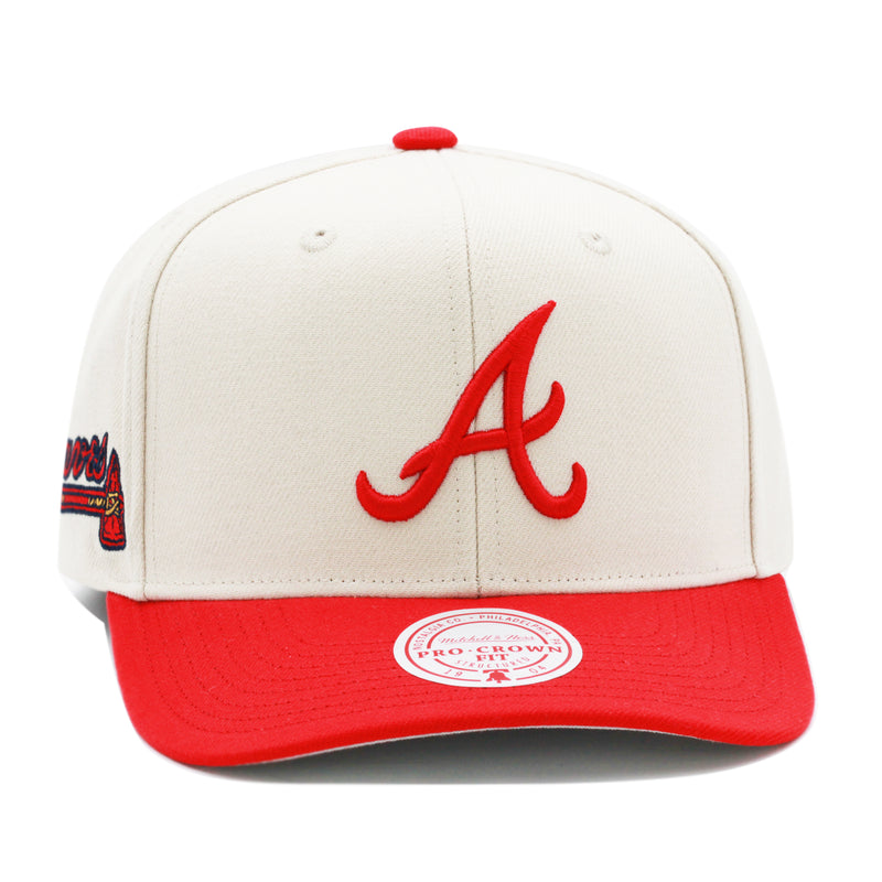 Atlanta Braves Off White Mitchell & Ness Precurved Snapback Hat