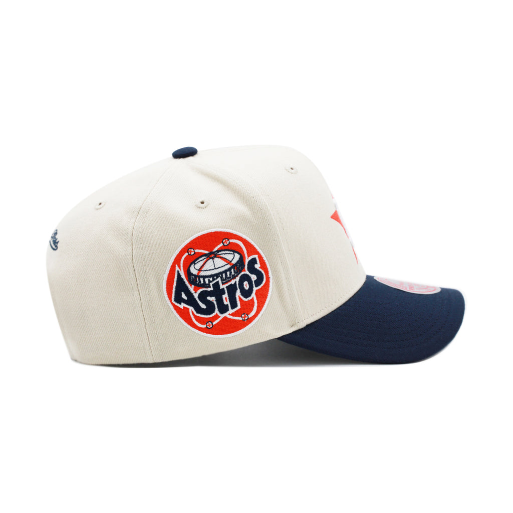 Houston Astros Off White Mitchell & Ness Precurved Snapback Hat