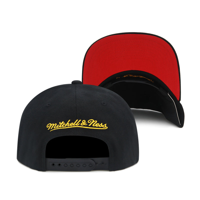 Miami Heat Black Mitchell & Ness Reframe Retro Snapback Hat