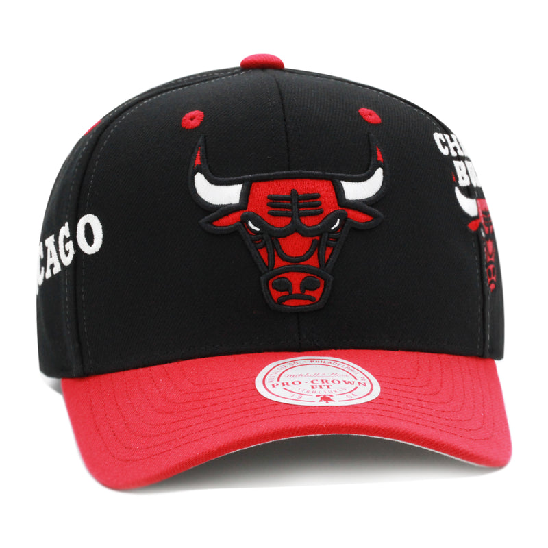 Chicago Bulls Black Mitchell & Ness NBA Overbite Pro Snapback