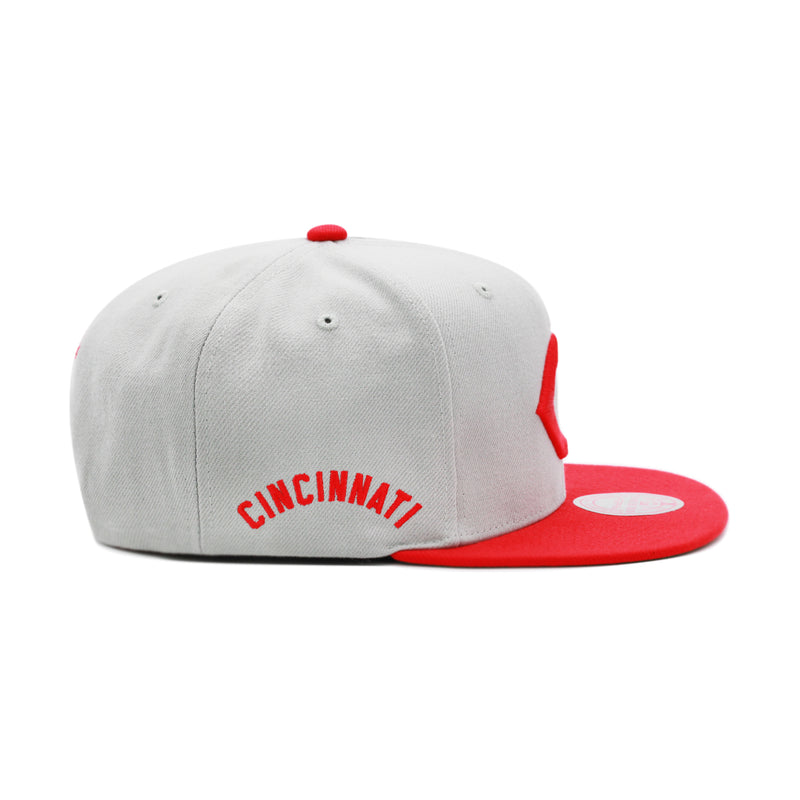 Cincinnati Reds Grey Mitchell & Ness MLB Away Cooperstown Snapback Hat