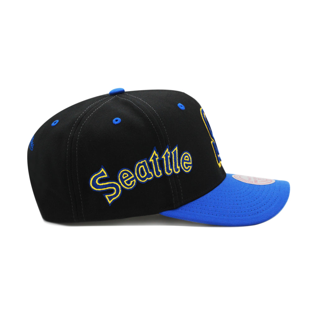 Seattle Mariners Cooperstown Black Mitchell & Ness MLB Overbite Pro Snapback