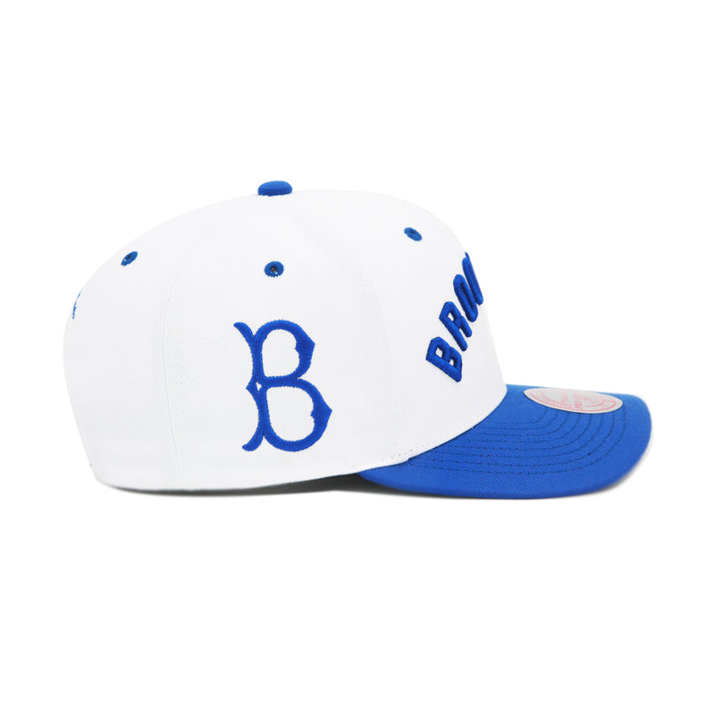 Brooklyn Dodgers Mitchell & Ness Cooperstown Evergreen Pro Snapback - White