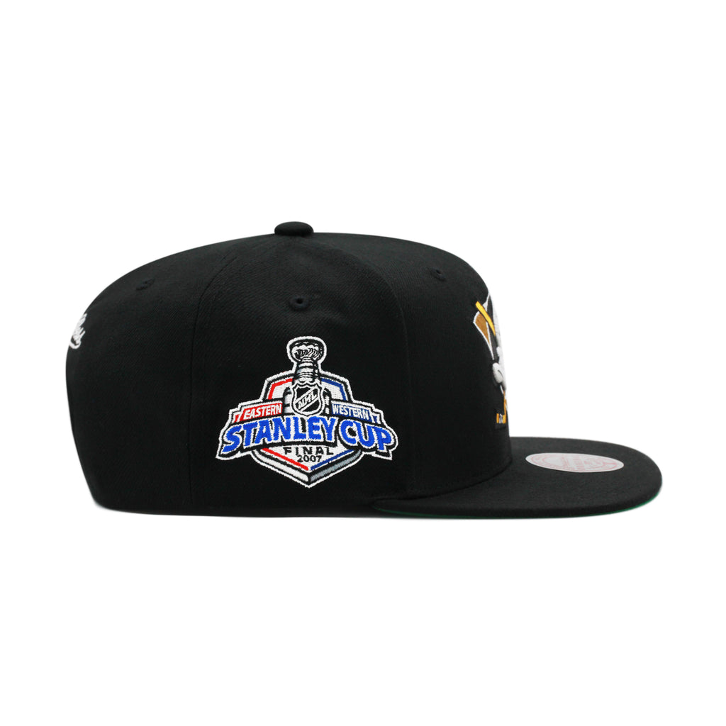 Anaheim Ducks Black Mitchell & Ness Top Spot Snapback Hat