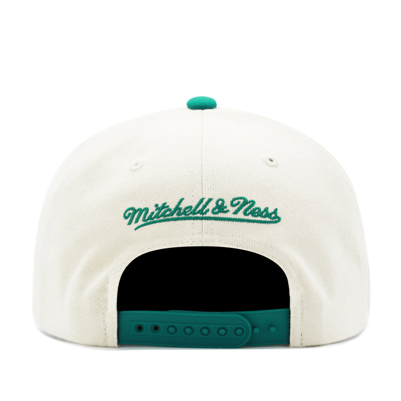 Anaheim Ducks Off White Mitchell & Ness Vintage Precurved Snapback Hat