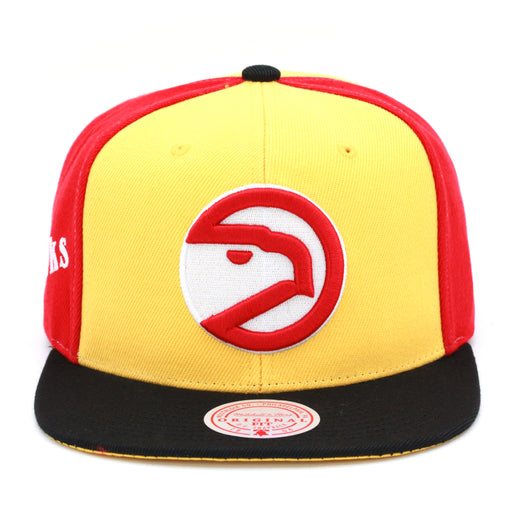 Atlanta Hawks Mitchell & Ness Hardwood Classics NBA On The Block Snapback Hat Yellow/Black/Red