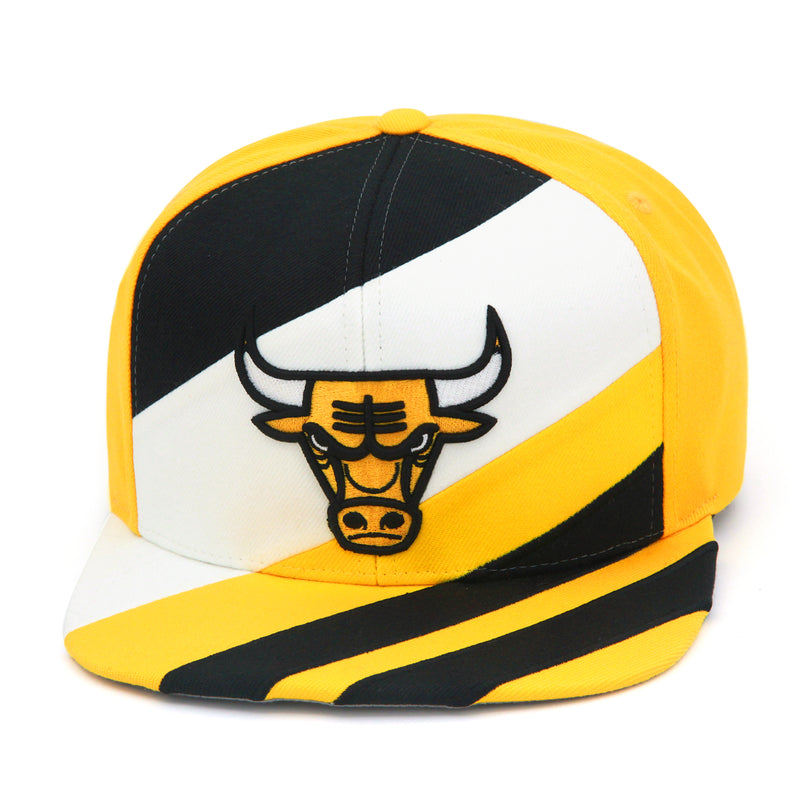 Chicago Bulls Mitchell & Ness Snapback Hat "Stripez" White/Yellow/Black
