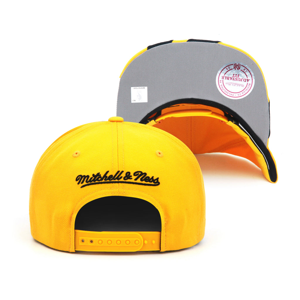 Chicago Bulls Mitchell & Ness Snapback Hat "Stripez" White/Yellow/Black