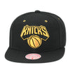New York Knicks Mitchell & Ness Snapback Hat Black/Gold