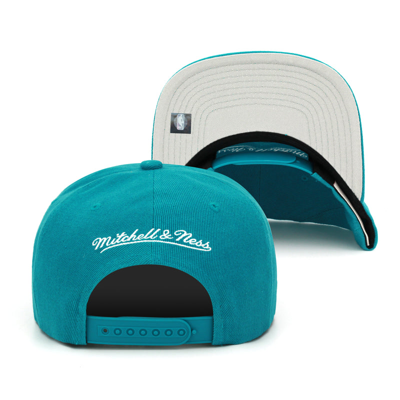 Detroit Pistons Mitchell & Ness Logo Remix Snapback Hat Teal