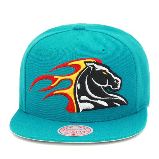 Detroit Pistons Mitchell & Ness Logo Remix Snapback Hat Teal