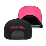 Chicago Bulls Mitchell & Ness Snapback Hat - Black/Neon Pink