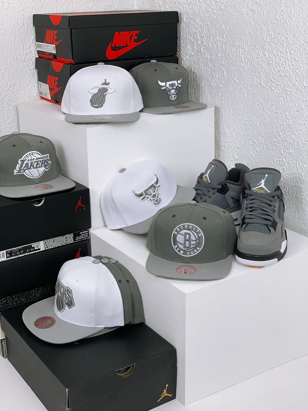 Miami Heat White Mitchell & Ness Snapback Hat Jordan 4 Retro Cool Grey