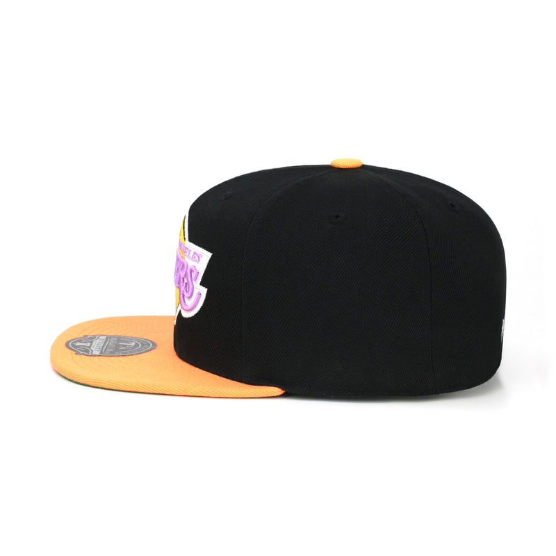 Los Angeles Lakers Mitchell & Ness Fitted Hat Black/Yellow Gold