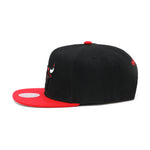 Chicago Bulls Mitchell & Ness Core Basic Snapback Hat Black/Red