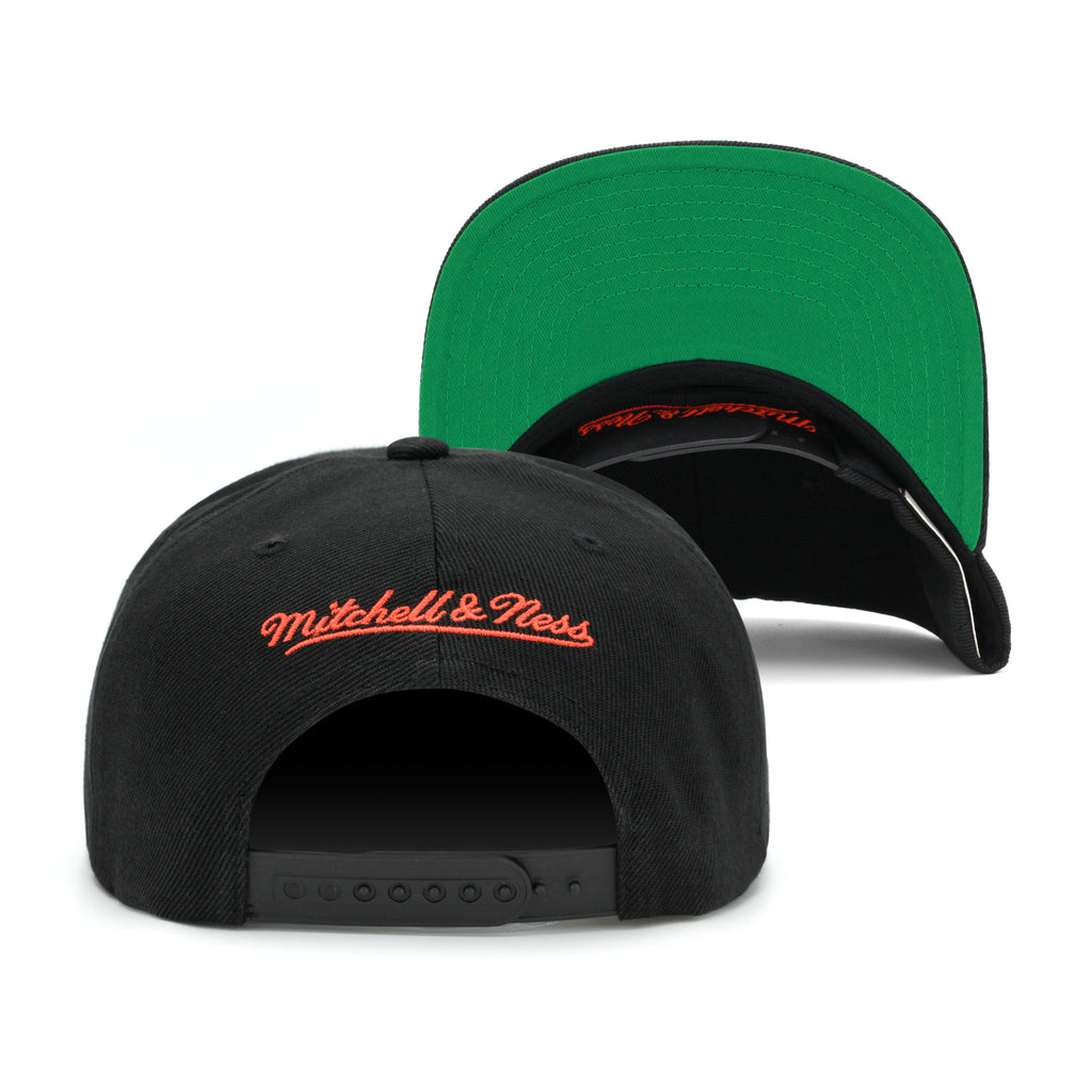 Phoenix Suns Mitchell & Ness Core Basic Snapback Hat Black
