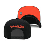 New York Knicks Mitchell & Ness Snapback Hat Black/Script