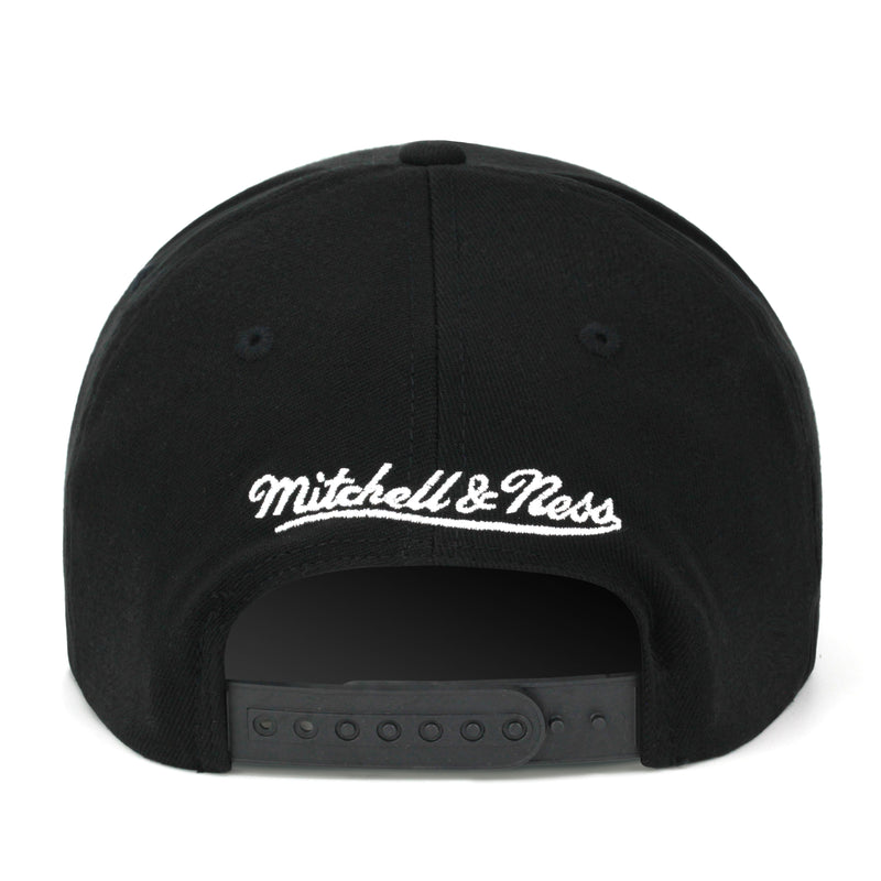 Brooklyn Nets Mitchell & Ness Flexfit Curved Brim Snapback Hat Black