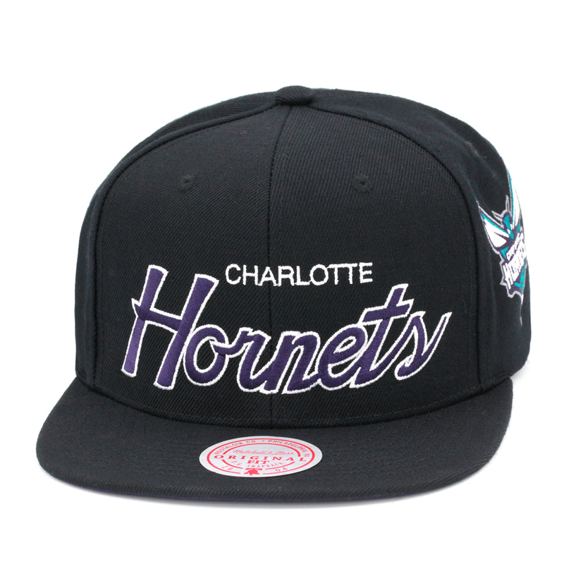 Charlotte Hornets Mitchell & Ness Team Script 2.0 Snapback Hat Black