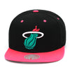 Miami Heat Mitchell & Ness Snapback Hat Black/Pink/Turquoise