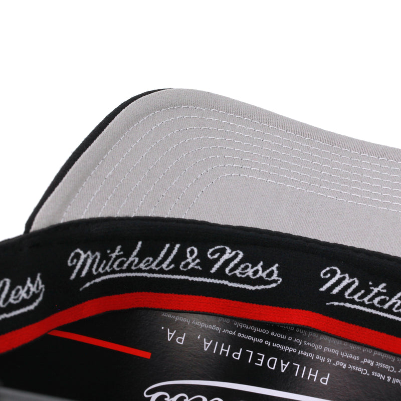 Brooklyn Nets Mitchell & Ness Flexfit Curved Brim Snapback Hat Grey/Black